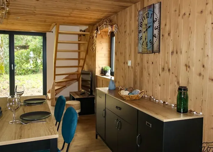 De La Ravanne/le Petit Nid